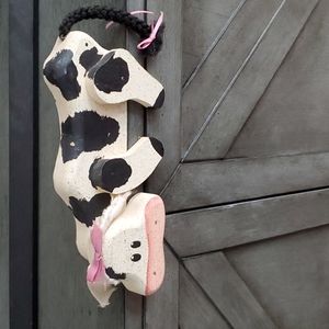 Cow house decorations